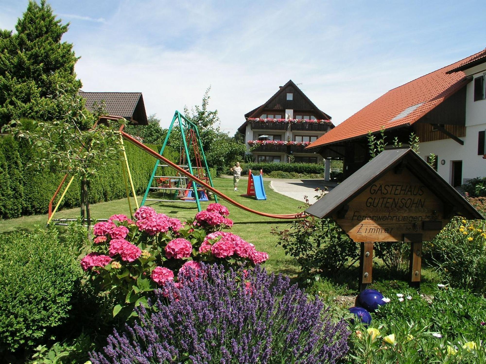 Gaestehaus Gutensohn Wasserburg am Bodensee Exterior photo